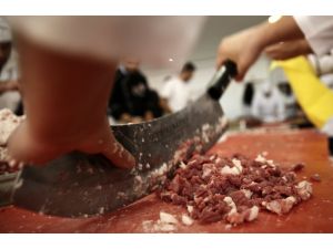 Adana kebabın lezzet sırrı "zırh"ında