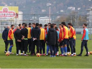 Çaykur Rizesporlu Kweuke'nin eşi kaza geçirdi