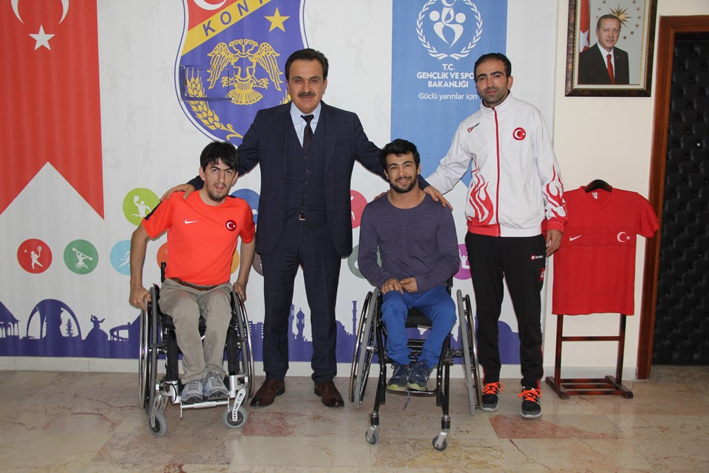 Şampiyonlardan Ersöz’e ziyaret