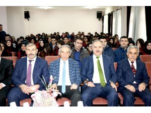 Sivas'ta "Felsefe ile Düşünmek" söyleşisi