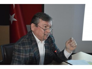 Tarihî eserleri kendi  ellerimizle yıkıyoruz