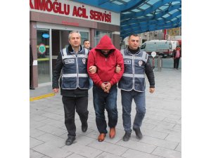 Yaşlı kadını dolandıran zanlılar tutuklandı