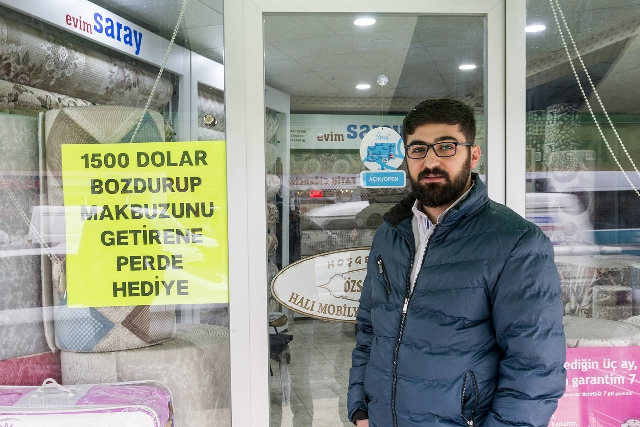 Dolarını bozdurana hediye çeki