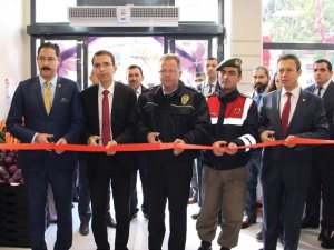 Adese, Ermenek’te mağaza açtı
