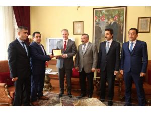 Sivas Valisi Gül'e ziyaret