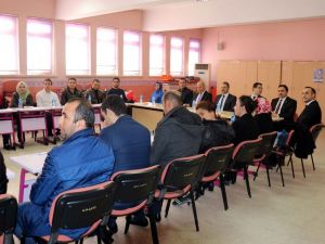 Sağlık çalışanlarına etkili iletişim eğitimi verildi