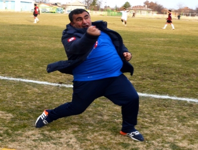 Niyazi Kart, takımdan memnun