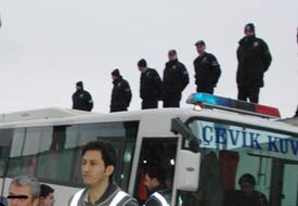 Suç örgütü operasyonunda 11 tutuklama