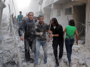 Katliam yaşanan Halep'te sivillerin çığlığı sürüyor