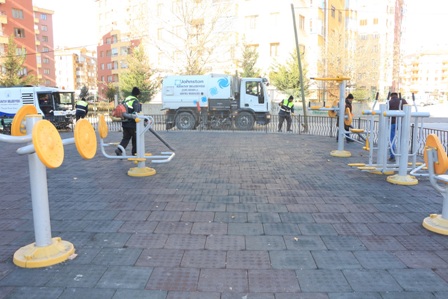 Şehrin estetiği temizlikten geçiyor