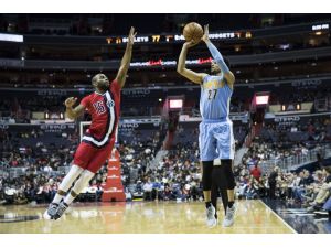 Ersan İlyasova, Ömer Aşık'ı üzdü