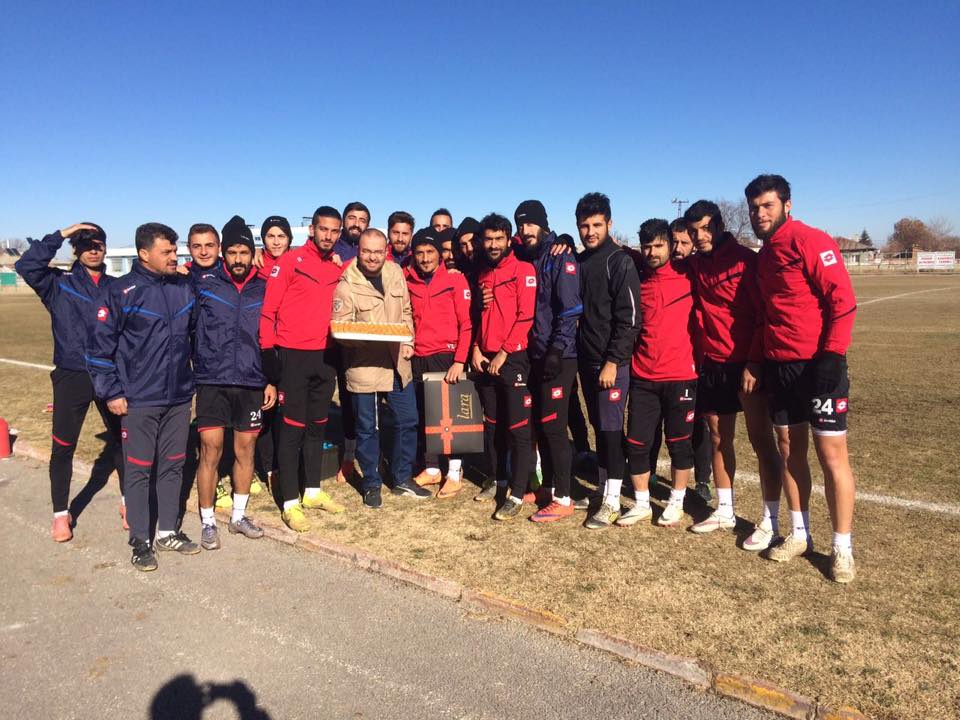 Sarayönü Belediyespor'a tatlı dopingi!