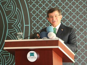 Davutoğlu KTO Karatay Üniversitesinde öğrencilere hitap etti