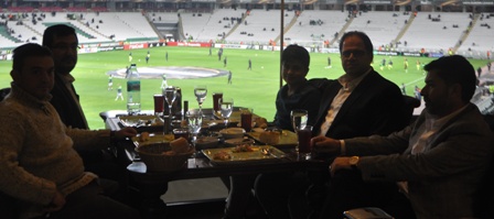 İş Adamları Arena Restaurant’ta