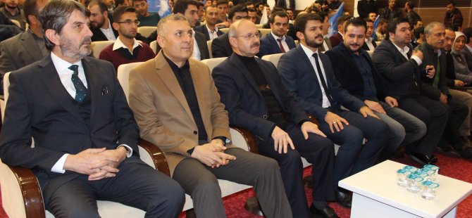 AK Gençlikten Mahalle Başkanları toplantısı