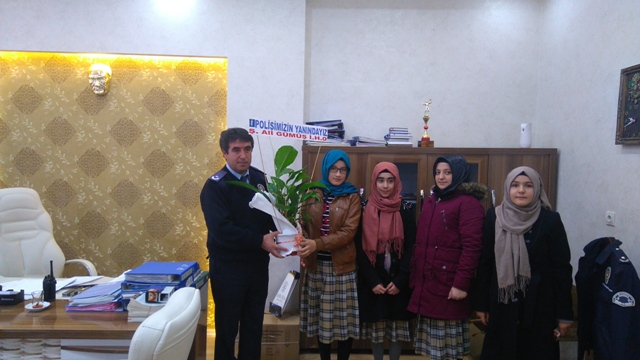 Öğrencilerden ‘yanınızdayız’ mesajı