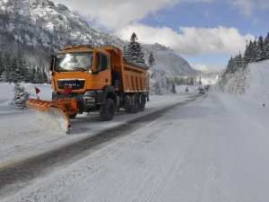 Seydişehir-Antalya yolu trafiğe açıldı