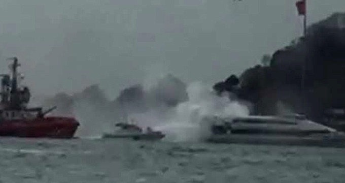 İstanbul'da deniz otobüsünde yangın