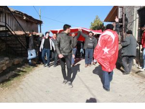 Şehitlerimizi uğurluyoruz