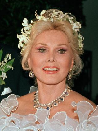 Hollywood'un efsanevi oyuncusu Zsa Zsa Gabor vefat etti