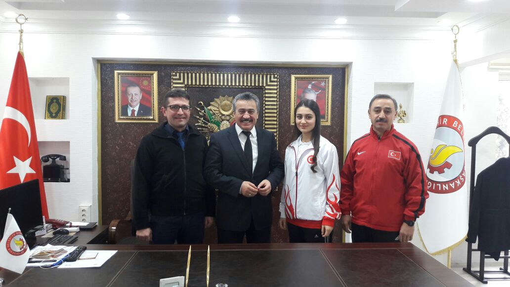 Tutal’dan Türkiye ikincisine çeyrek altın