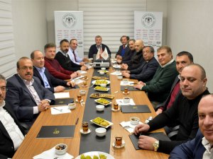 Atiker Konyaspor yönetimi toplandı