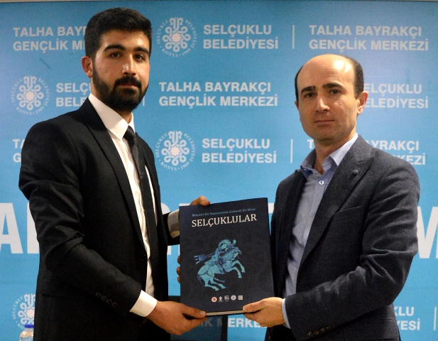 Selçuklu Gençlik Meclisi’nde Ortadoğu konuşuldu