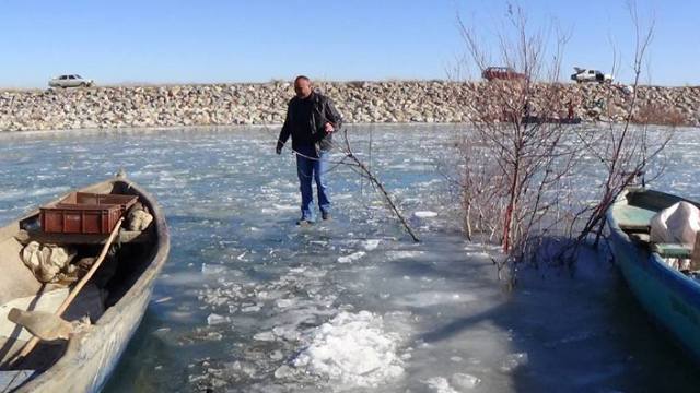 Seydişehir'de Suğla Gölü dondu