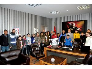 Bahşılı'da öğrencilerden ziyaret