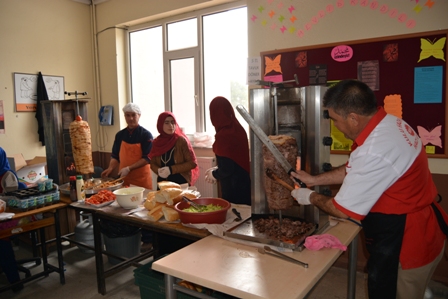 Kulu'da Halep için yardım kermesi düzenlendi