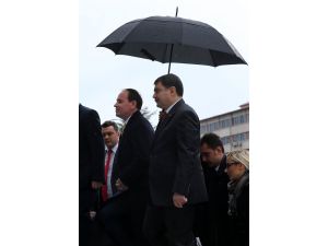 Arnavutluk Cumhurbaşkanı Nishani İstanbul'da