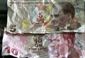 Gıcır TL'ler yıpranmaya başladı