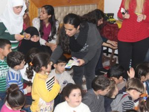 Üniversite öğrencilerinden örnek yardım
