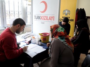 KOMEK kursiyerlerinden kan bağışı