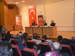 "Cumhurbaşkanlığı Sistemi ve Yeni Türkiye" konferansı