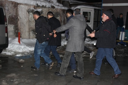 Gaspçılar yakalandı!
