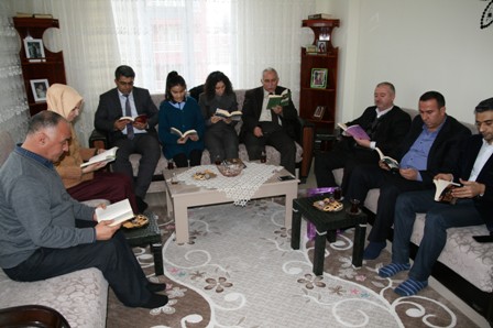 Siz olmadan gelecek olmaz