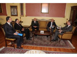 MEB’in elektronik sistemleri üniversitelerde ders olacak