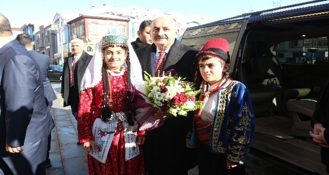 Bakan Müezzinoğlu Konya’da