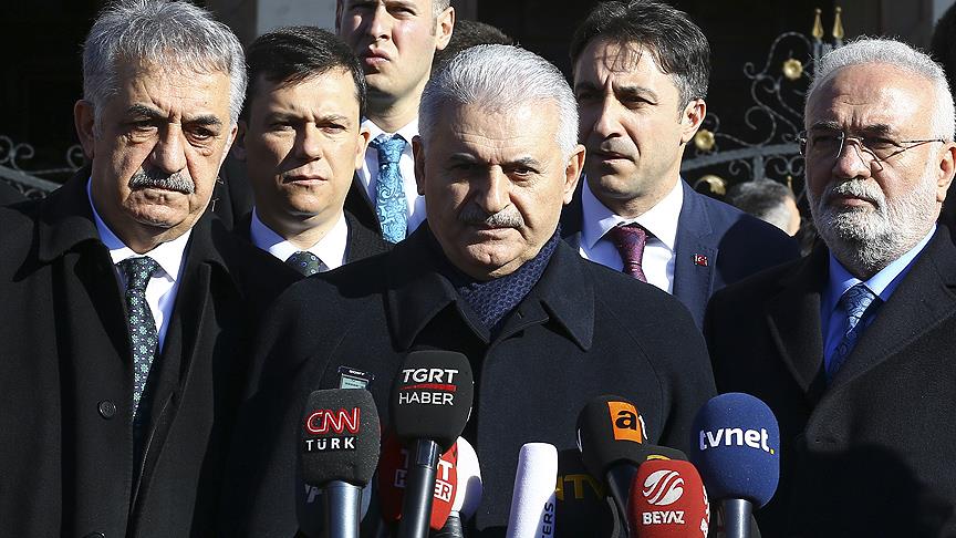 Başbakan Yıldırım: Halkın iradesine başvurmak ihanet değildir