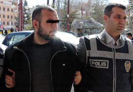 Aranan bir kişi operasyonla yakalandı