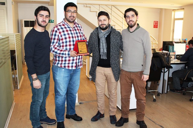 Konyasporluyuz.com'dan Memleket'e ödül