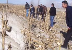 Akkuyu Obruğuna ziyaretçi ilgisi