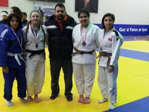 Judo liseler Türkiye Şampiyonasına Konya Damgası