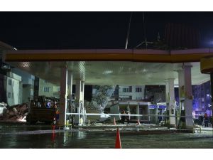 Zeytinburnu'nda binanın çökmesi