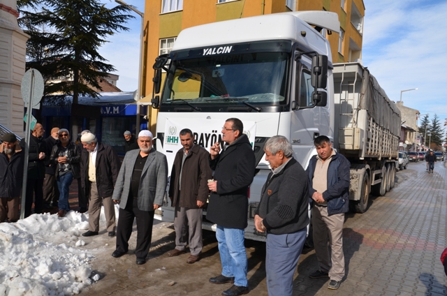 Sarayönü 'nde"Halep'e Yol Açın" Kampanyası