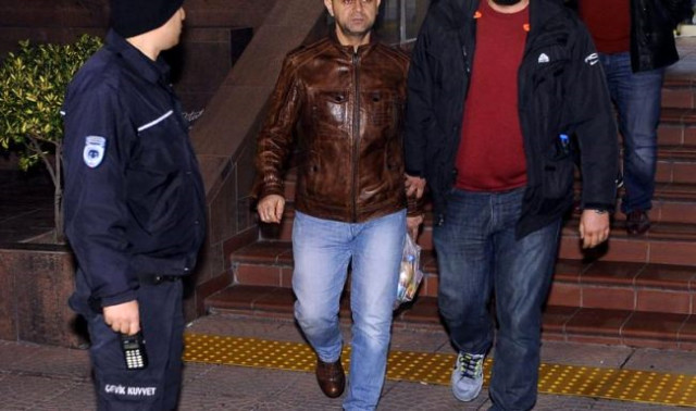 Konya dahil 3 ildeki operasyonda 2 eski polise tutuklandı