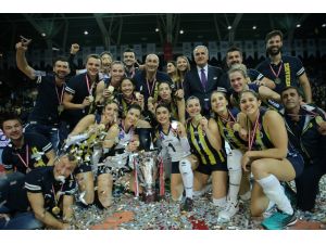 Fenerbahçe, kupasını aldı