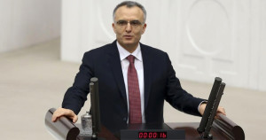 Bakan'dan patlama açıklaması:3 Kişi Yaralandı, Enkaz Altında Kimse Yok!