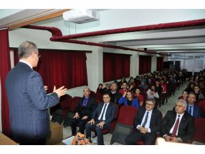 Bifa Vakfı, okullara 10 bin kitap dağıtacak